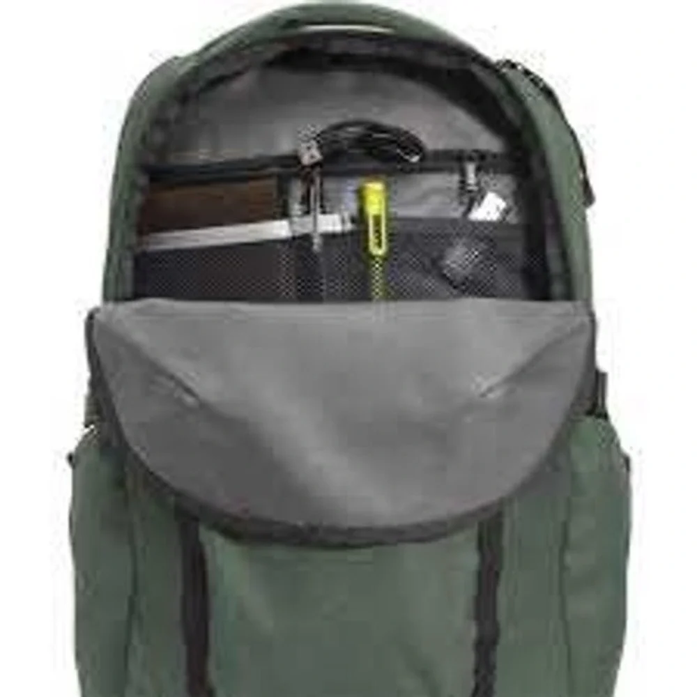 The North Face Pivoter‎ Everyday Laptop Backpack Mid Grey Dark Heather/TNF Black